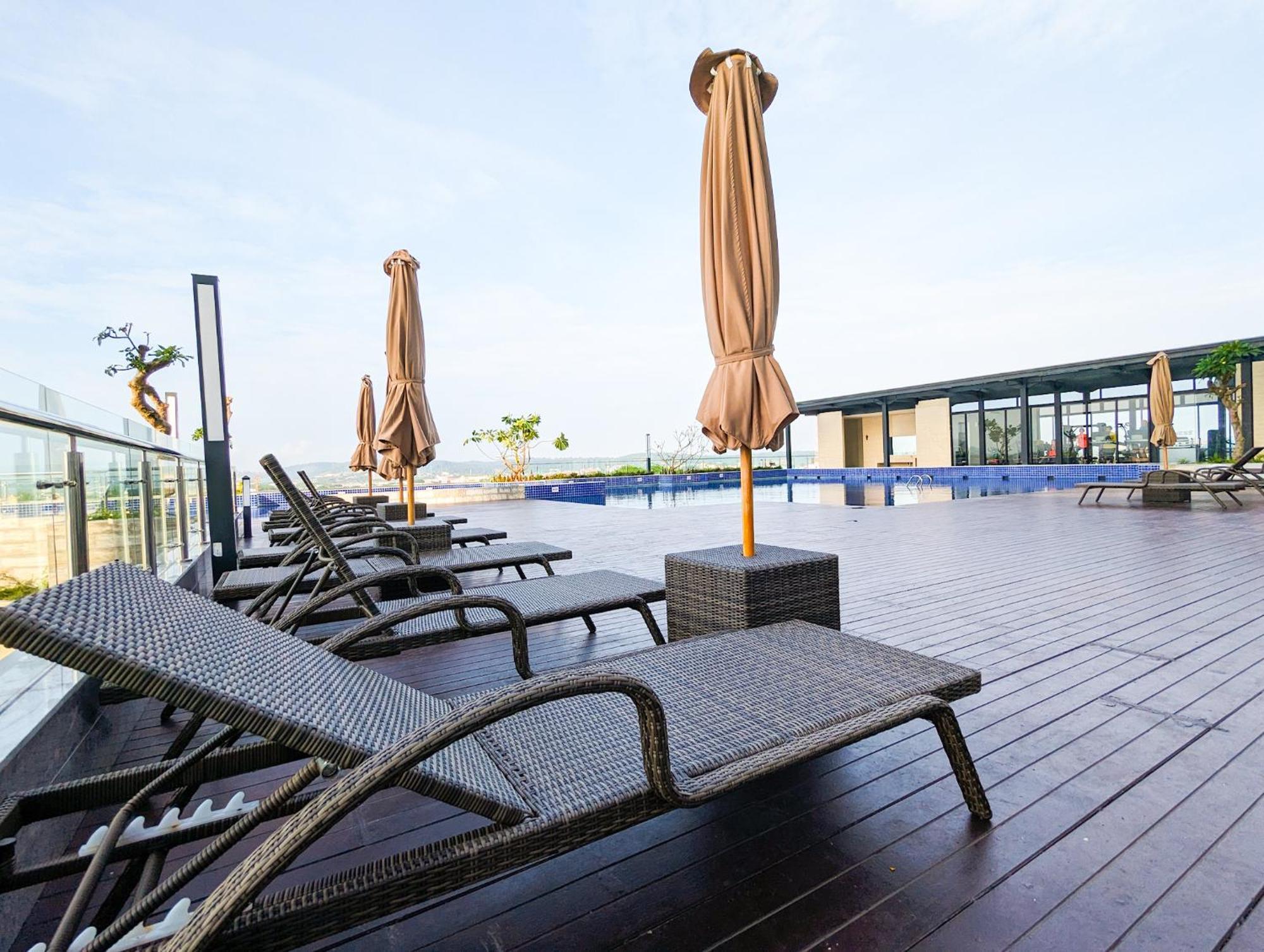 Lovina 1615 At Pollux Meisterstadt Batam Ngoại thất bức ảnh