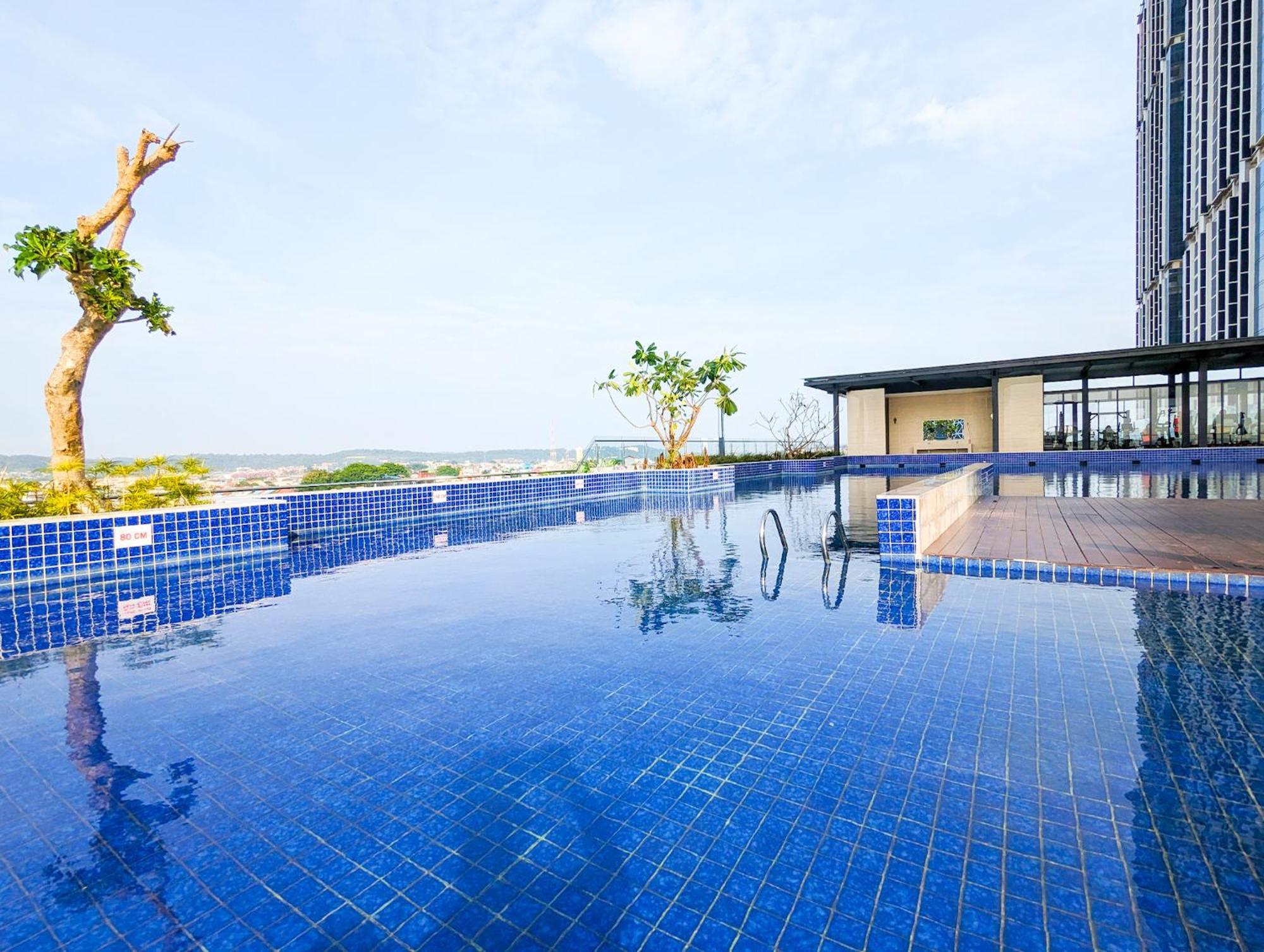 Lovina 1615 At Pollux Meisterstadt Batam Ngoại thất bức ảnh
