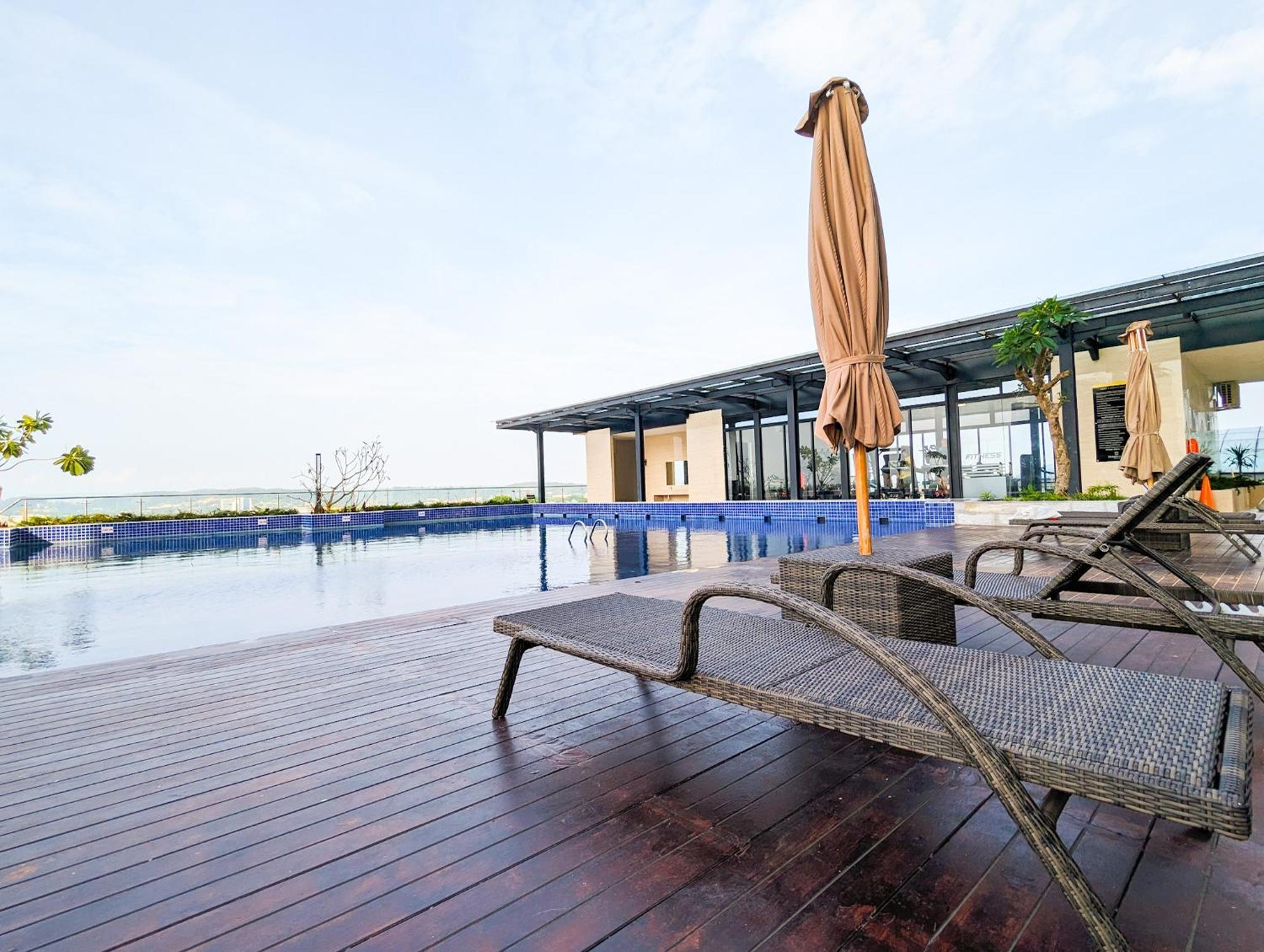 Lovina 1615 At Pollux Meisterstadt Batam Ngoại thất bức ảnh